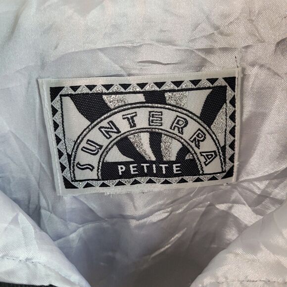 VTG SUNTERRA Petite Size M ? Windbreaker Nylon Jacket 90s NO TAG FLAW READ - Picture 8 of 16